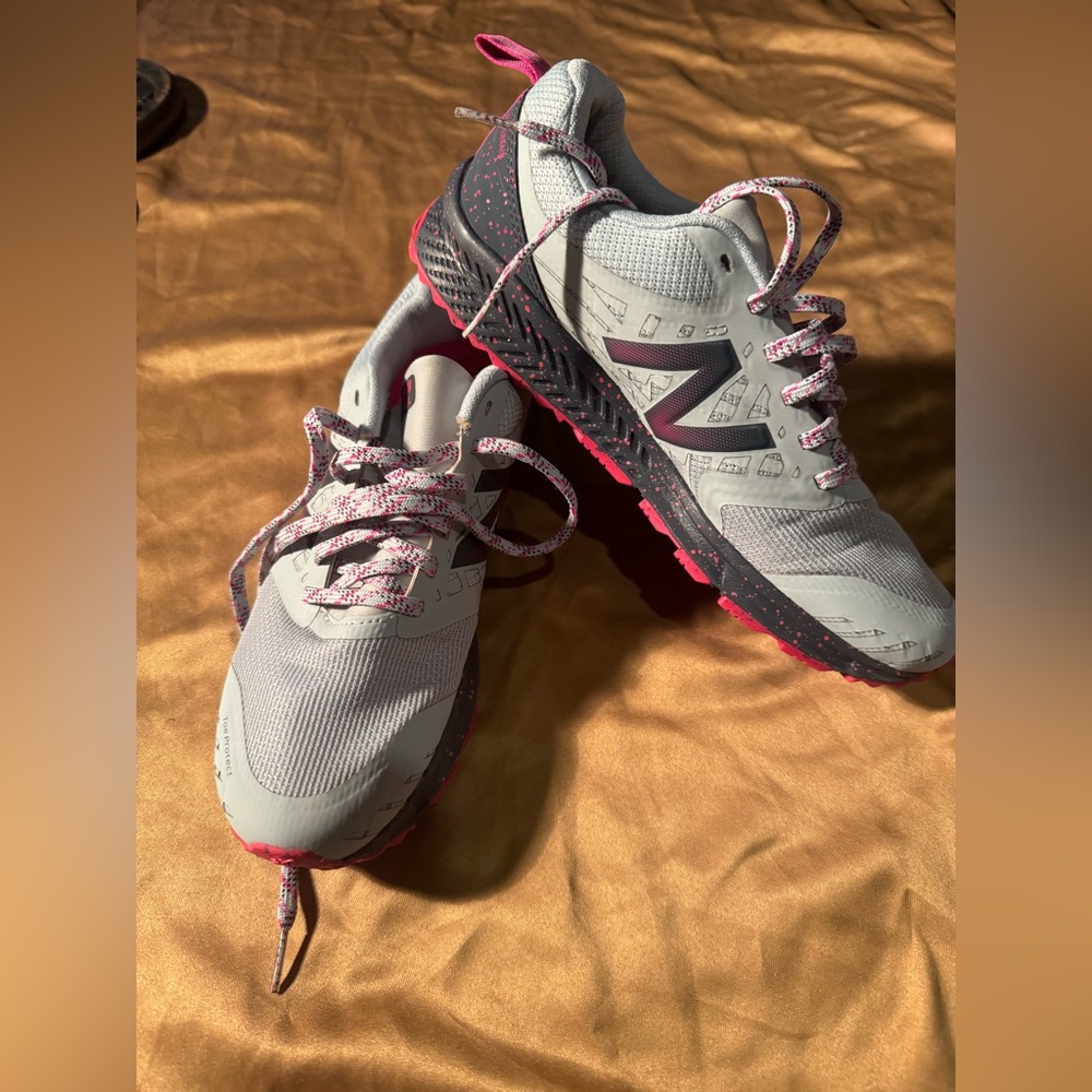 New Balance FuelCore Nitrel Trail Running Sneakers Gently Used Size 8.5